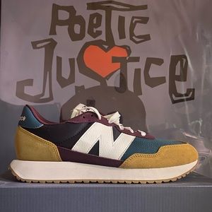 New Balance 327